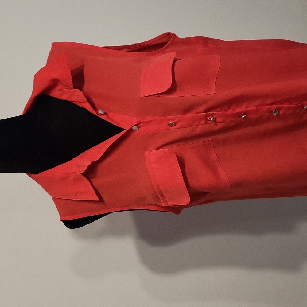 Reitmans sleeveless top